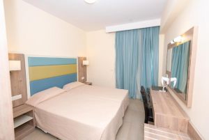Tofinis Hotel