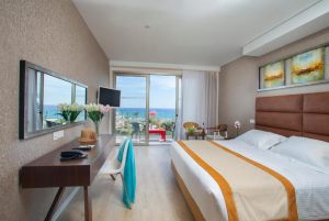 Faros Hotel Ayia Napa