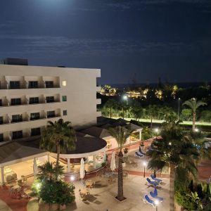 Nissiana Hotel And Bungalows