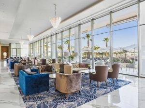 Amanti, MadeForTwo Hotel