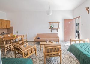 Pavlinia Hotel And Apartments