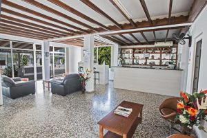 Pavlinia Hotel And Apartments