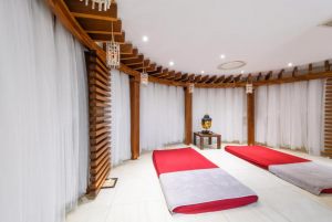 Asterias Beach Hotel